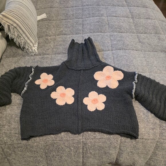 NWT: POL Love Life Sweater - Picture 6 of 8